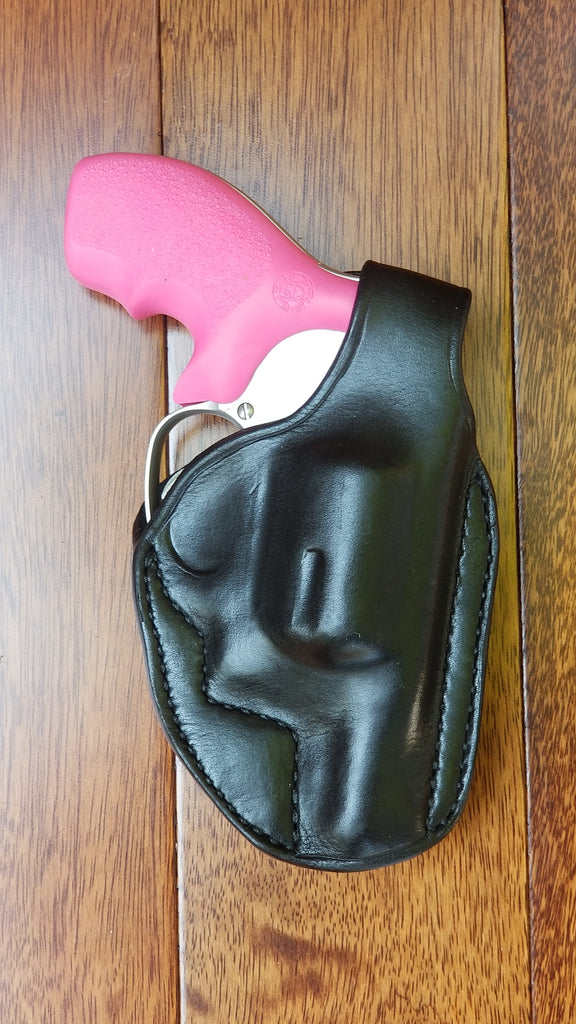 Custom holsters & sheaths