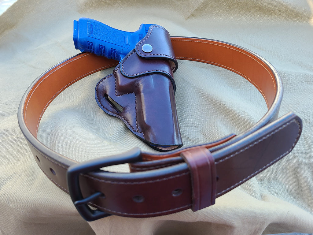 Custom holsters & sheaths